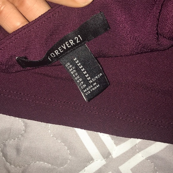 Burgundy Crop Top - Picture 2 of 3